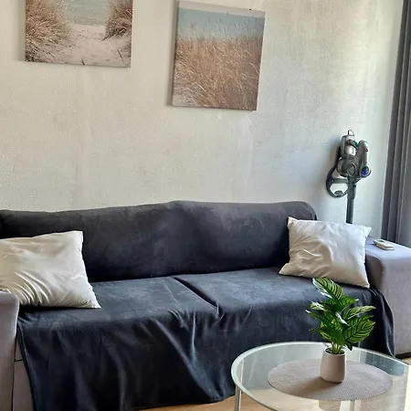 Renovated Loft Harbor & Within Walking Distance Ac Wi-fi La Grande-Motte