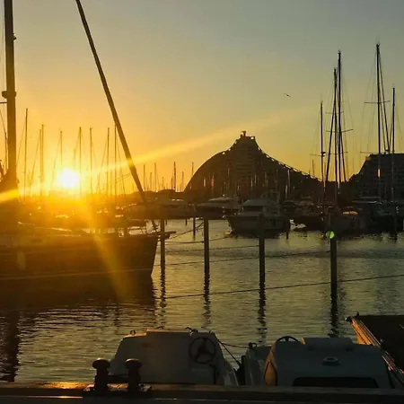 Renovated Loft Harbor & Within Walking Distance Ac Wi-fi *