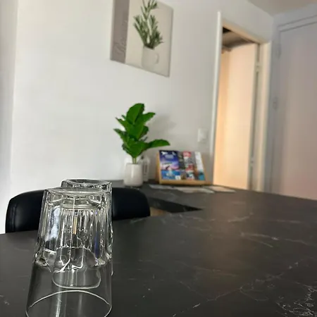Renovated Loft Harbor & Within Walking Distance Ac Wi-fi