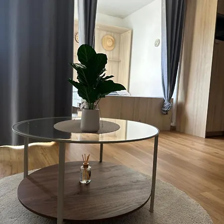 Apartment Renovated Loft Harbor & Within Walking Distance Ac Wi-fi La Grande-Motte